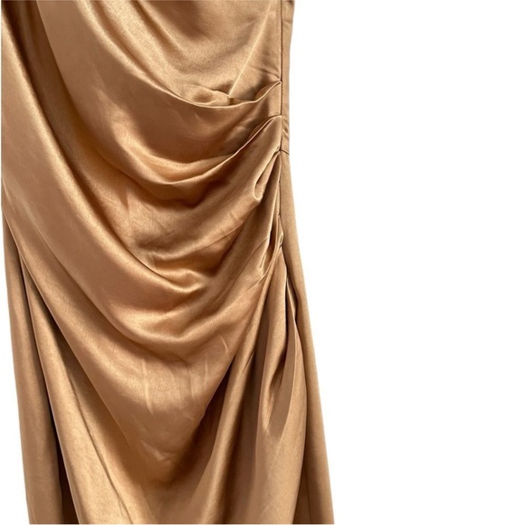 Elliatt Cassini Gold One Shoulder Cocktail Dress| Size S - Picture 8 of 10